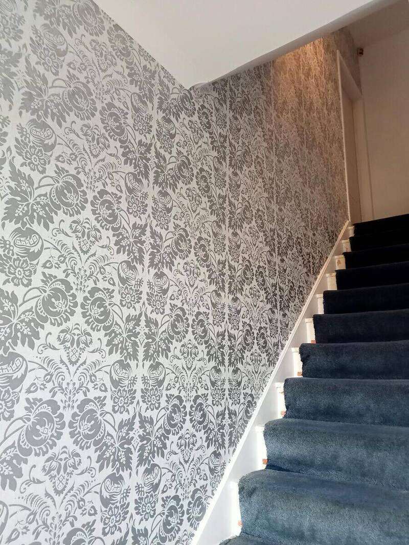 wallpaper hanging Hackney, E9